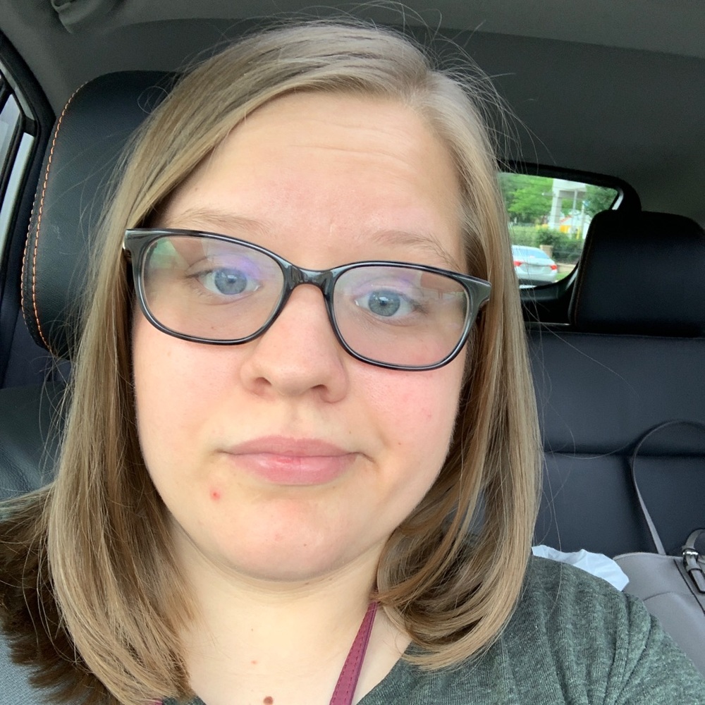 Meet your Posher, Kyla